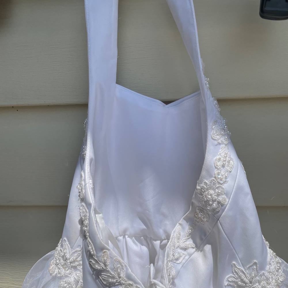 Davids Bridal Girl 4 White Princess Pageant Halter Lace Pearl Flower Girl Formal - Picture 6 of 8